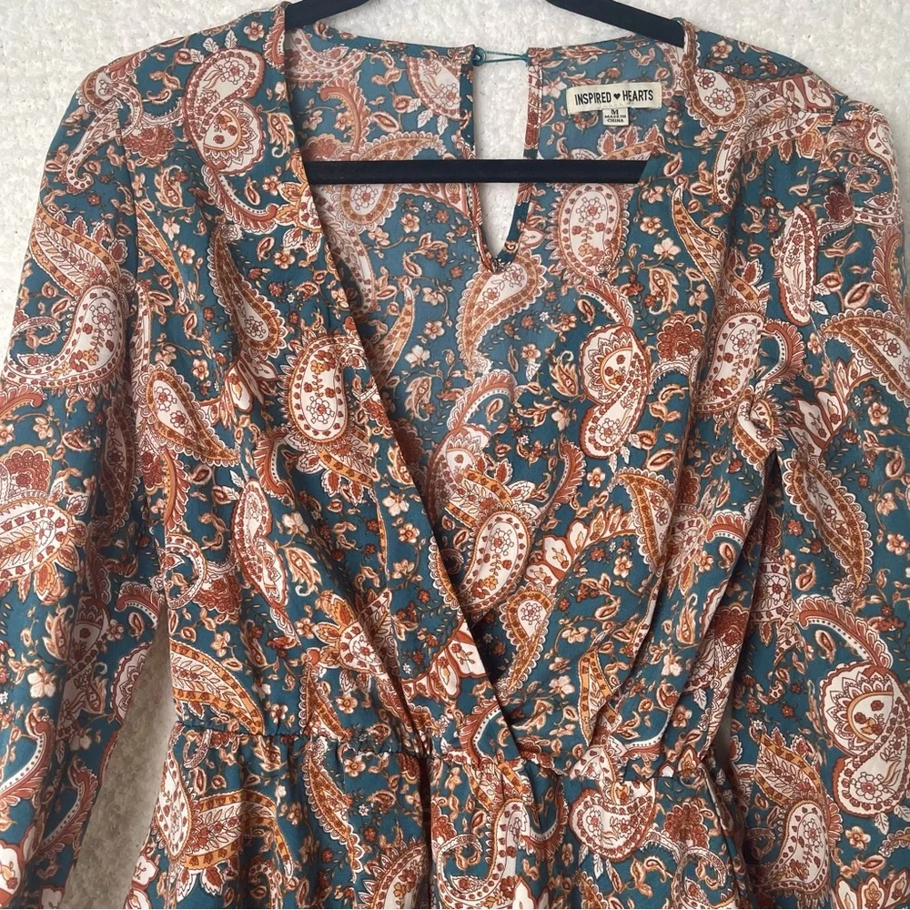 Inspired hearts, Paisley printed v-neck ruffled shorts romper - Picture 7 of 10